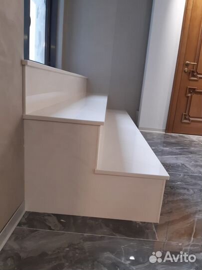 Гардеробная угловая