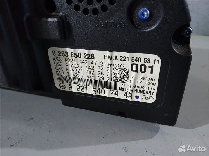 Панель приборов Mercedes S-Class W221