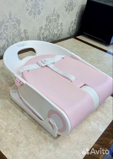 Стульчик-бустер для кормления