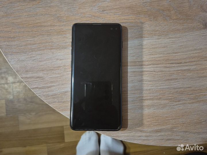 Samsung Galaxy S10+, 8/128 ГБ