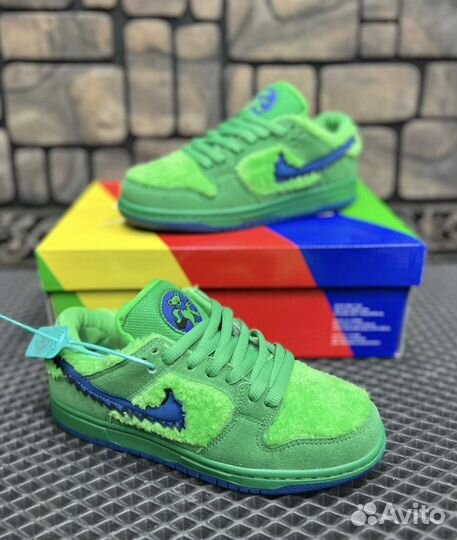 Nike SB Dunk Low Grateful Dead Bears Green