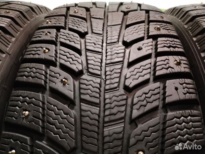 Michelin X-Ice North 205/60 R16