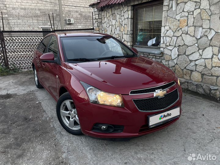 Chevrolet Cruze 1.6 AT, 2010, 146 000 км