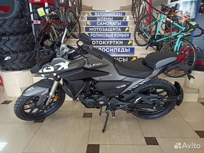 Мотоцикл Lifan KPT 200