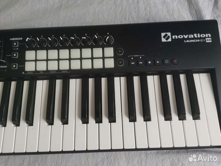 Продам novation launchkey 49
