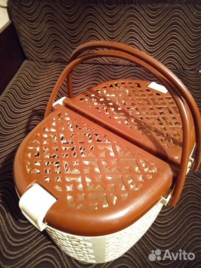 Корзина с откидной крышкой ажурная для пикника