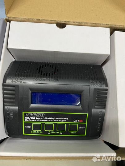 Универсальное зарядное устройство SkyRC e6650 - SK