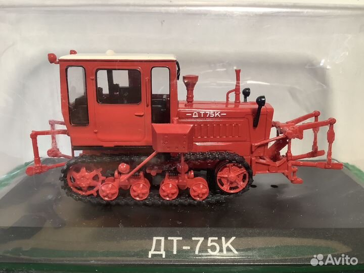 Модель трактора дт-75К 1:43 Ашет