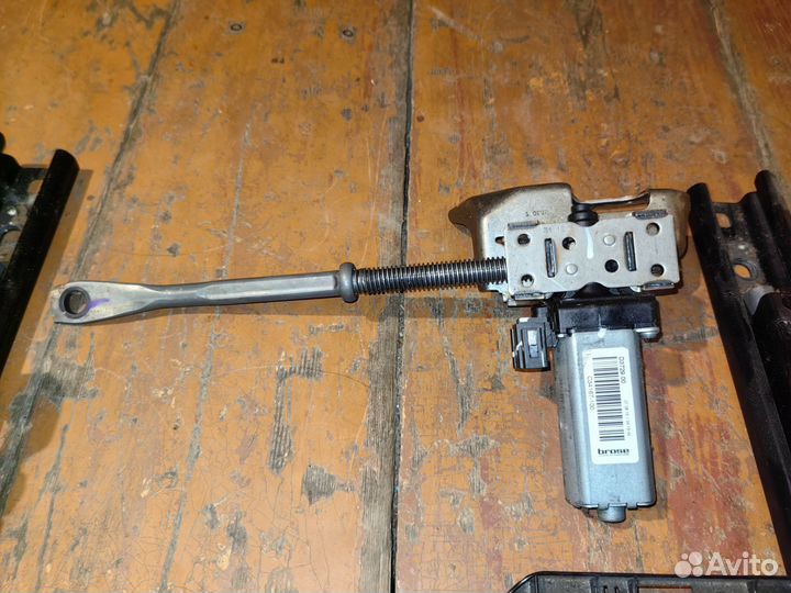 Моторчики сиденья bmw G11 G30 G07 G06 G05