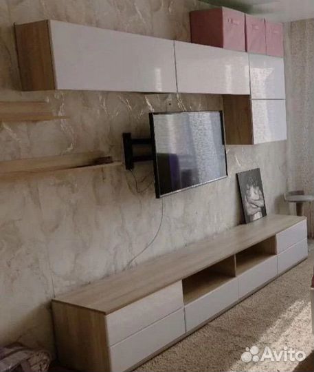 Стенка в гостиную