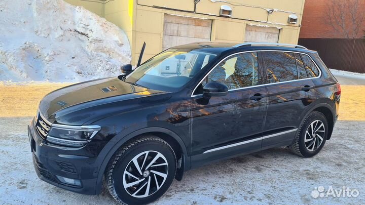 Volkswagen Tiguan 2.0 AMT, 2018, 90 000 км