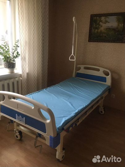 Продам кровать функциональную 4-х секционную механ