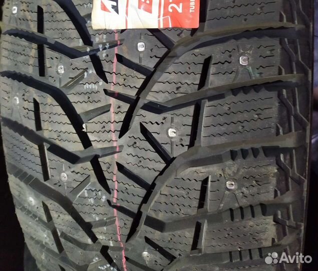 Bridgestone Blizzak Spike-02 SUV 255/50 R19