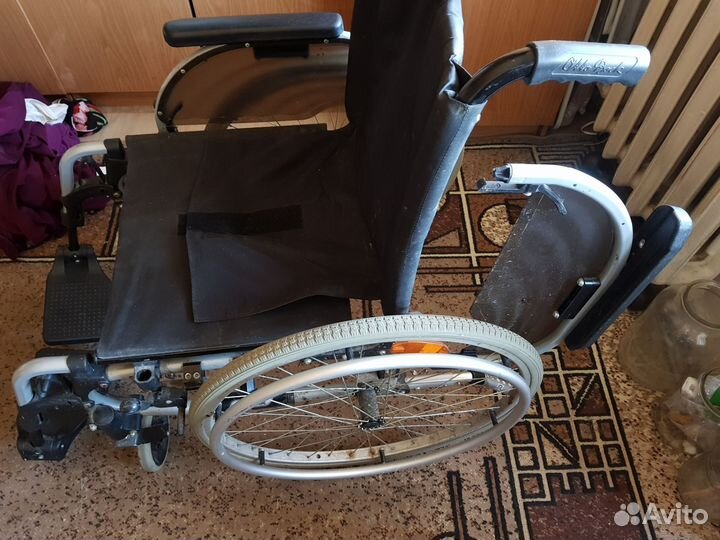 Коляска, ходунки, пелёнки, памперсы