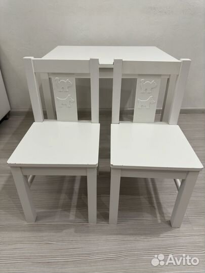 Детский стол и стулья Ікеа Криттер