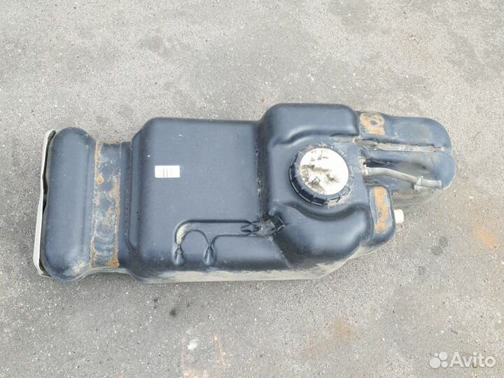 Топливный бак nissan navara D-40 2.5dci