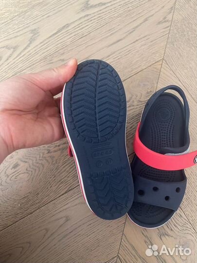 Сандалии crocs c11