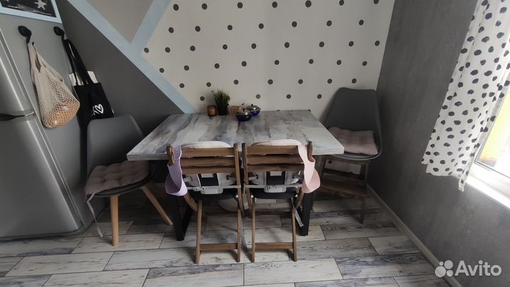 Стульчики бустеры для кормления