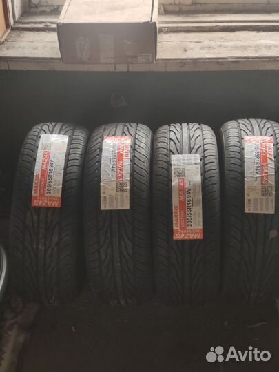 Maxxis MA-Z4S Victra 205/55 R16 94V