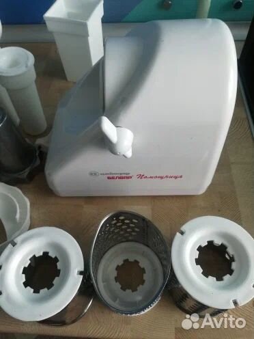 Мясорубка Белвар Помошница кэм-36/220-4-32 с шинк