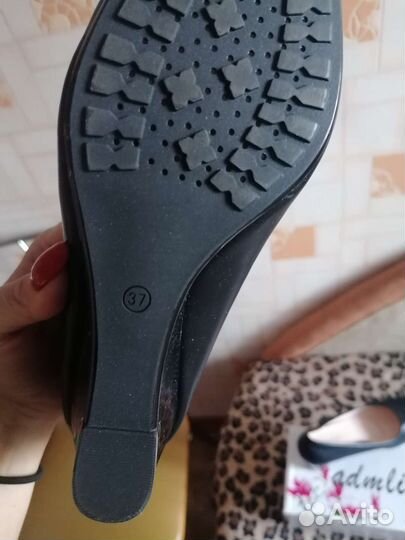 Туфли женские
