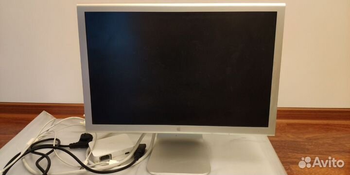 Нерабочий монитор Apple Cinema Display 20