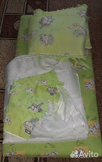 Бортики и балдахин в кроватку