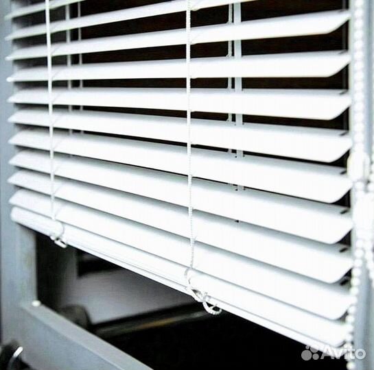 Горизонтальные шторы установка