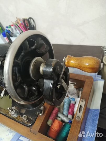 Швейная машинка подольская ручная