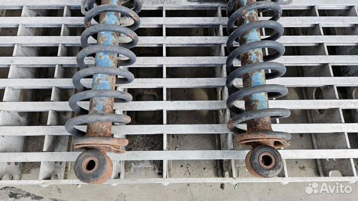 Ауди 80 B4 1994 задний амортизатор комплект стойки