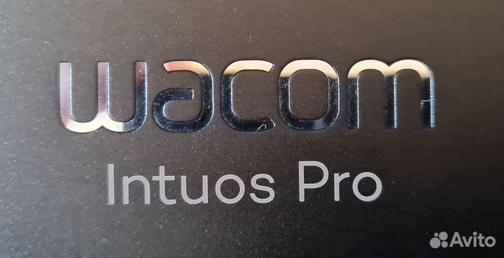 Графический планшет wacom intuos pro