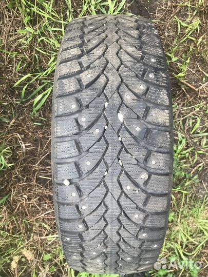 Formula Ice 215/65 R16