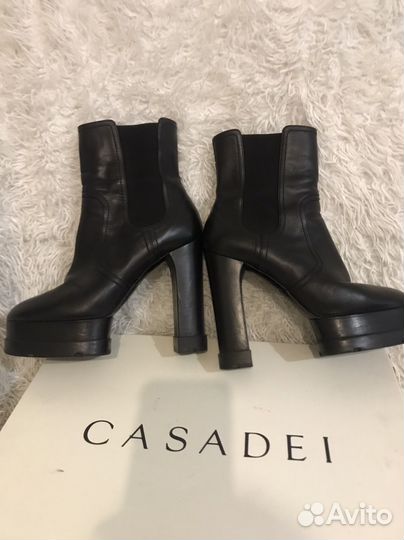 Ботильоны casadei оригинал