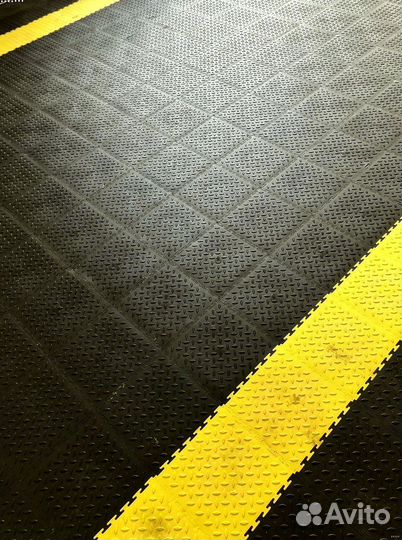 Модульный пол для гаража