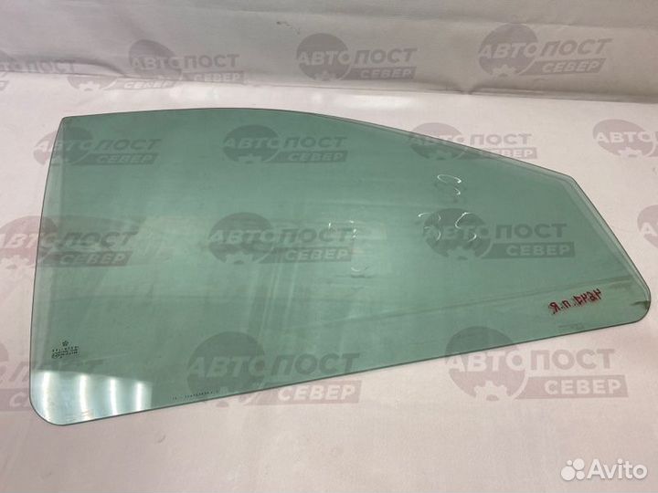 Стекло двери переднее правое Chrysler Voyager 3.3L