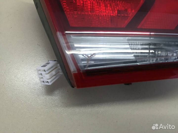 Фонарь задний внутренний левый Hyundai Solaris 201