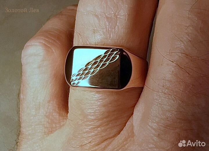 Печатки кольца золотые новые 20 размер
