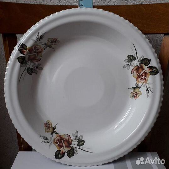 Блюдо металлическое времен СССР