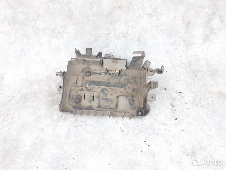 Площадка акб Опель Корса D 1.2л