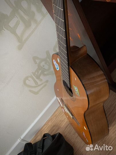 Гитара yamaha-C40