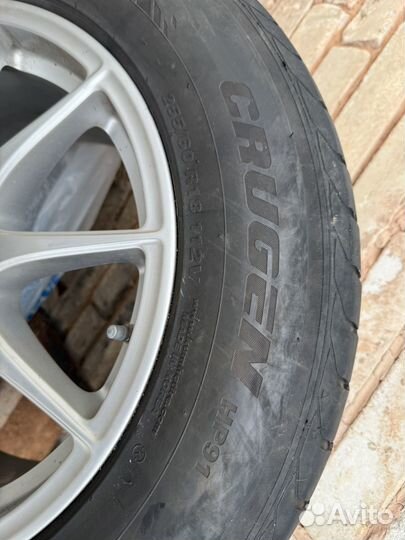 Kumho Crugen HP91 255/60 R18 112V