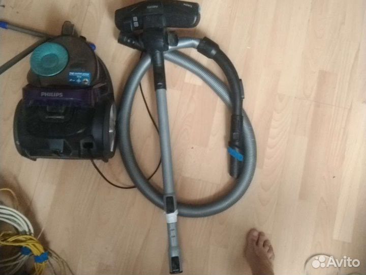 Робот пылесос Philips