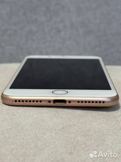 iPhone 8 Plus, 64 ГБ