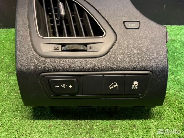 Дефлектор воздушный передний левый Hyundai Ix35