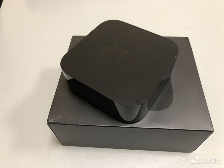 Apple TV 4 64 Gb (A1625) в коробке на гарантии