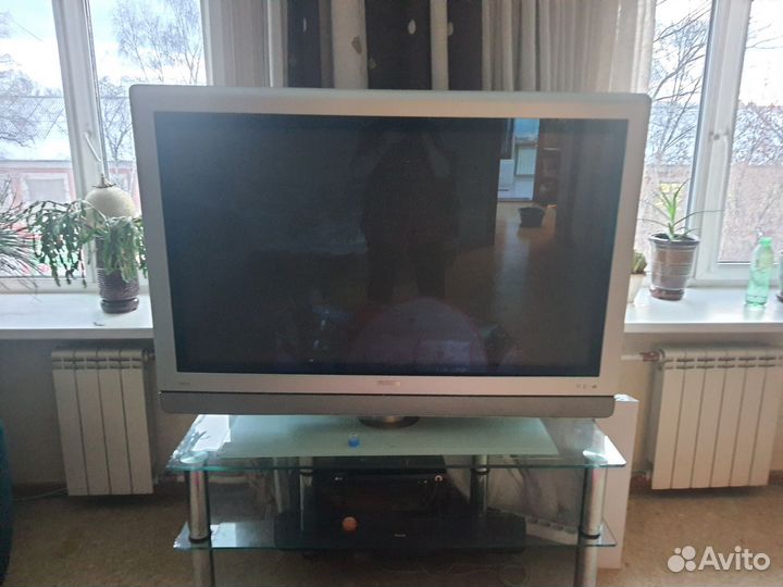 Телевизор