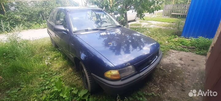 Opel Astra 1.6 МТ, 1998, 400 000 км