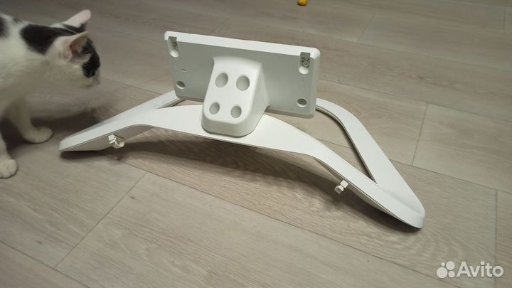 Подставка для телевизора lg 42LA667V