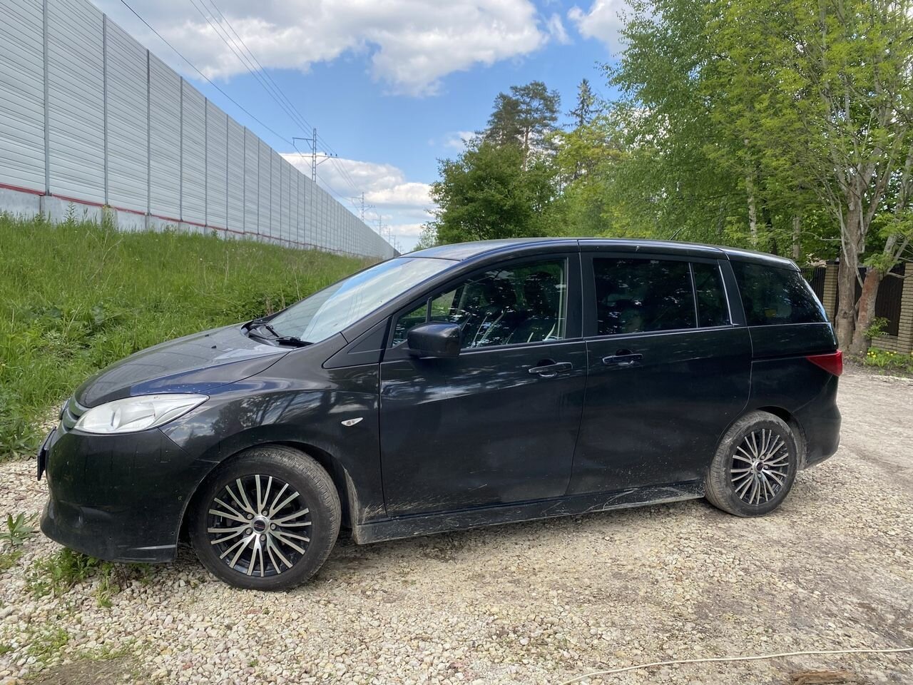 Nissan Lafesta: фото владельца