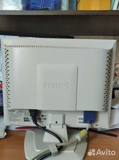 Монитор Philips